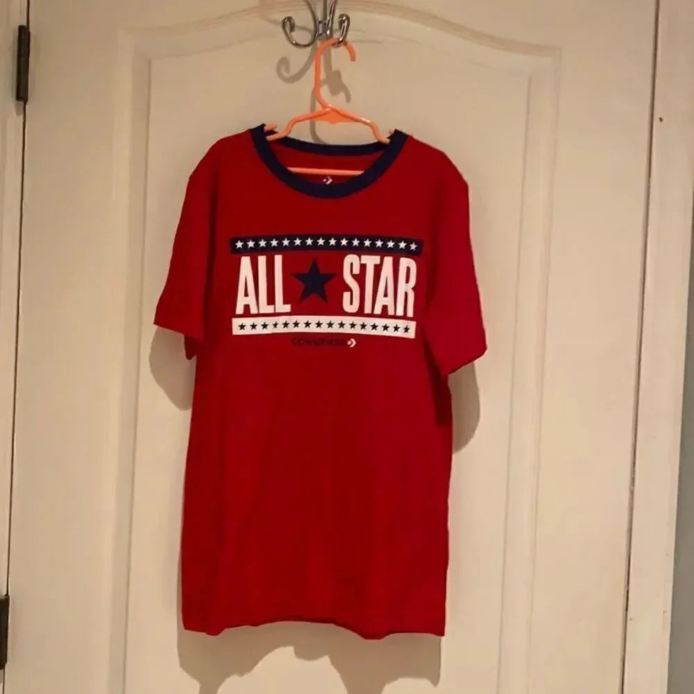 Never worn converse tee M
